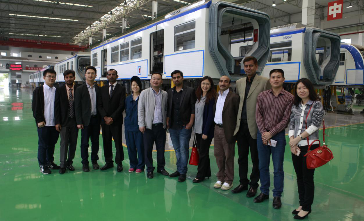 新闻学院“巴基斯坦青年记者访学项目”学员体验“一带一路”  圆满结束重庆-南充-成都考察