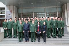 新闻学院2011级国防生实习总结会召开