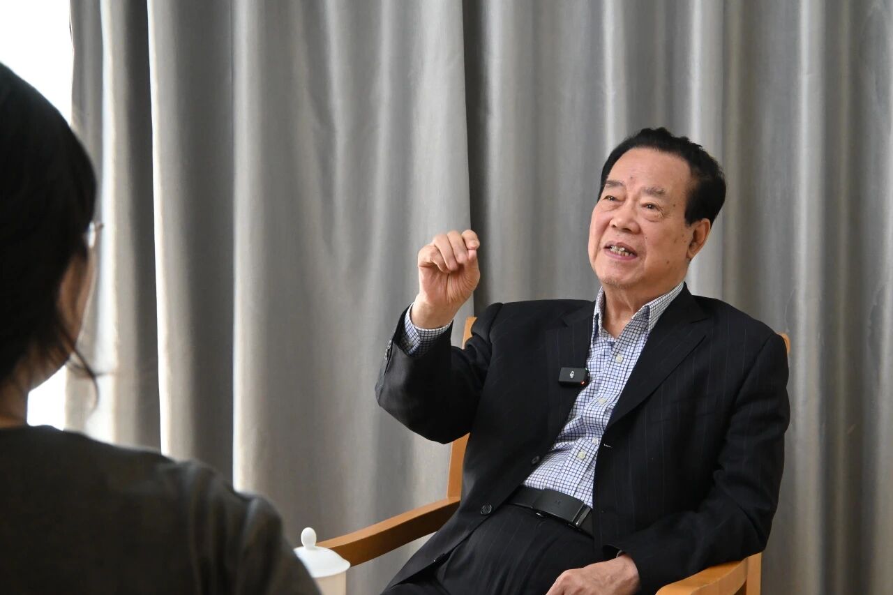 人大新闻教育70年·校友专访 | 1966届校友陈锡添：一支笔记录时代发展