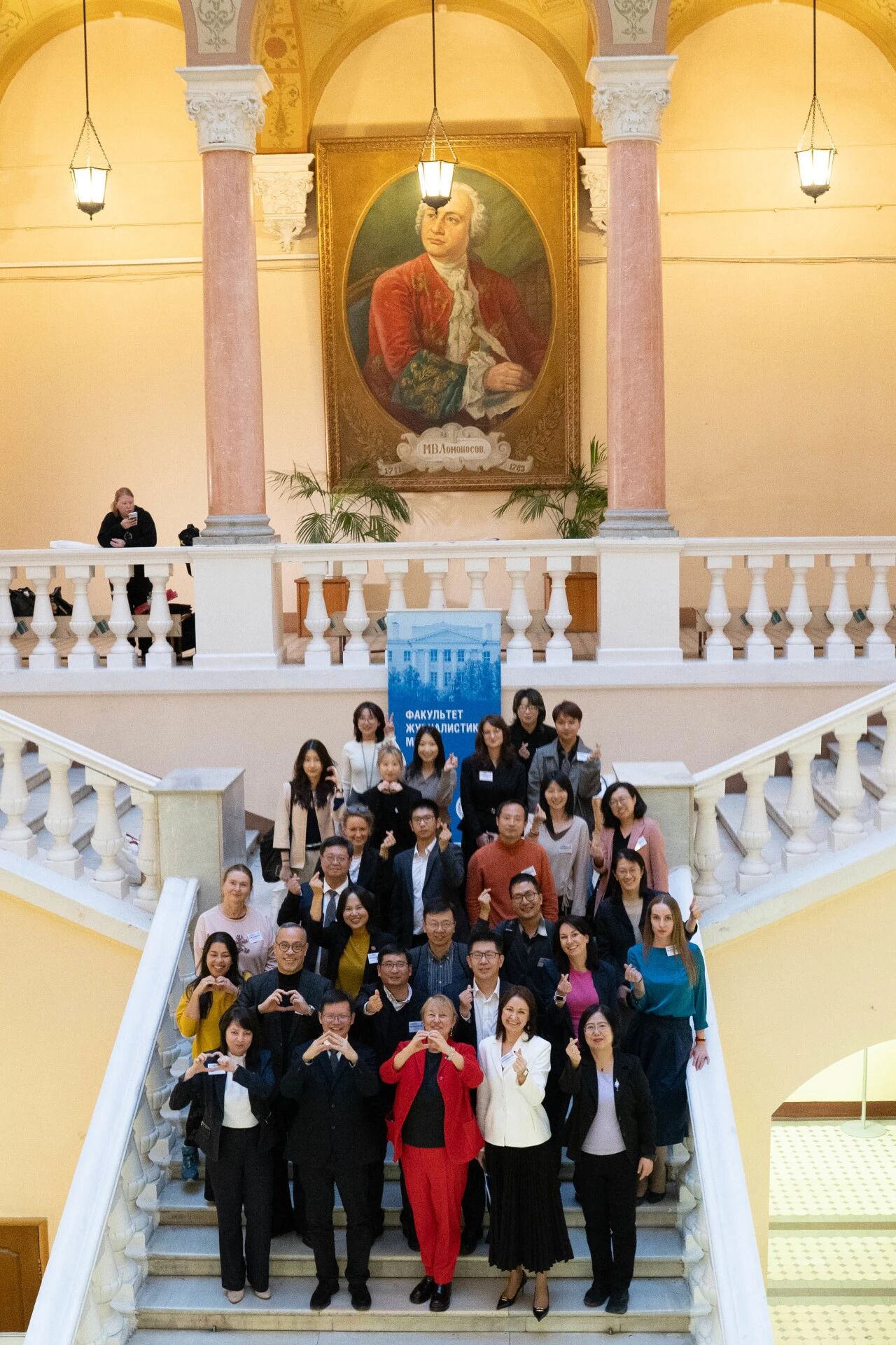 中俄新闻教育高校联盟年会 | 周勇院长率团出席并倡议共育AI时代国际新闻人才