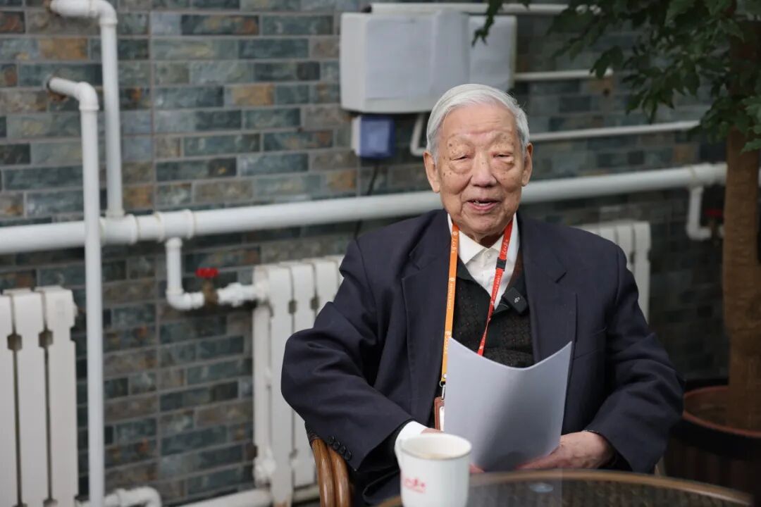 人大新闻教育70年·校友专访 | 1956级校友张玉书：澳门履迹，笔绘时代新篇